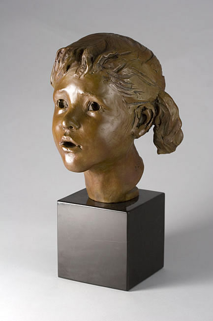 GLENNA GOODACE PIGTAILS