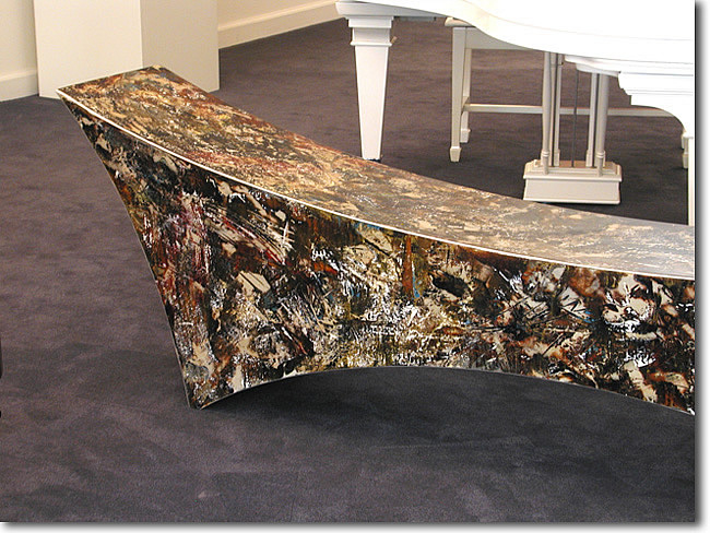 TAMANIAN PT185 BE SEATED CLOSE-UP