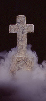 GLENNA GOODACRE CROSS HEADSTONE