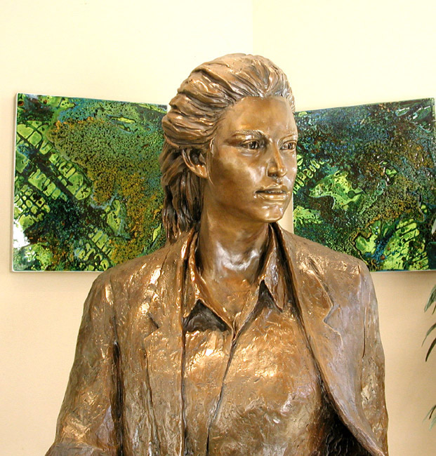 GLENNA GOODACRE CEO DETAIL OF UPPER BODY
