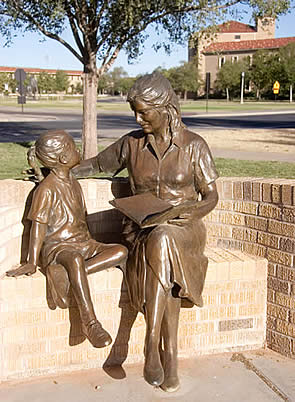 GLENNA GOODACRE MOTHER AND DAUGHTER