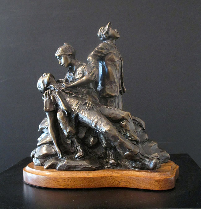 GLENNA GOODACRE VIETNAM WOMEN'S MEMORIAL SKETCH AP